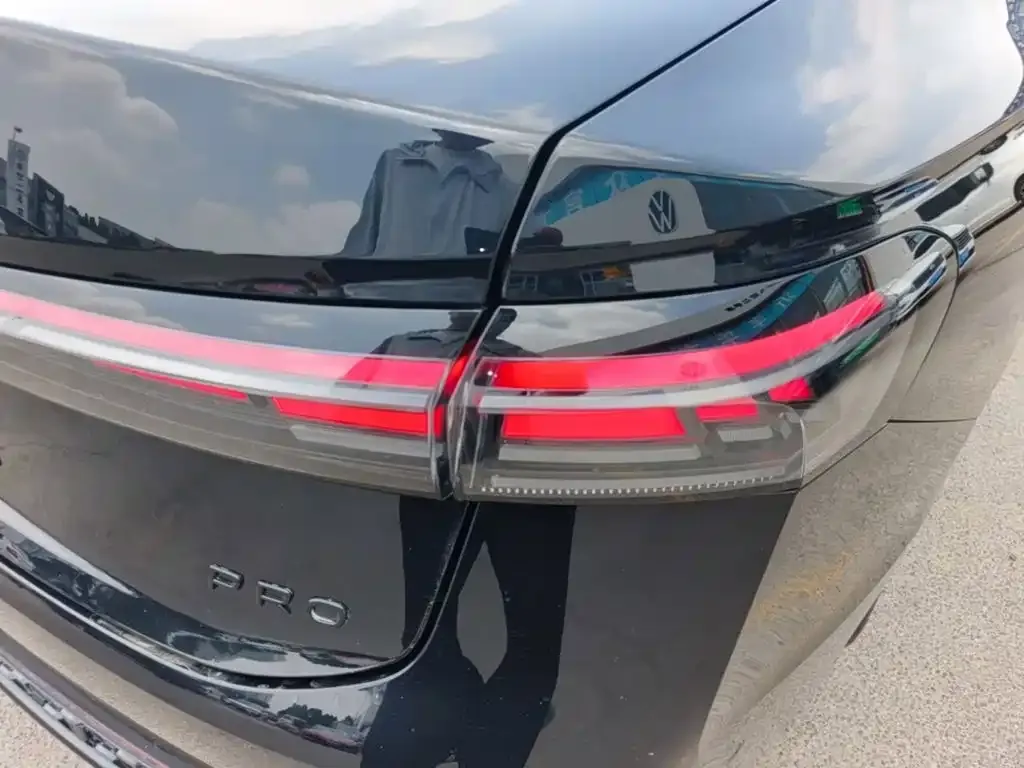 Volkswagen Passat — фото 3