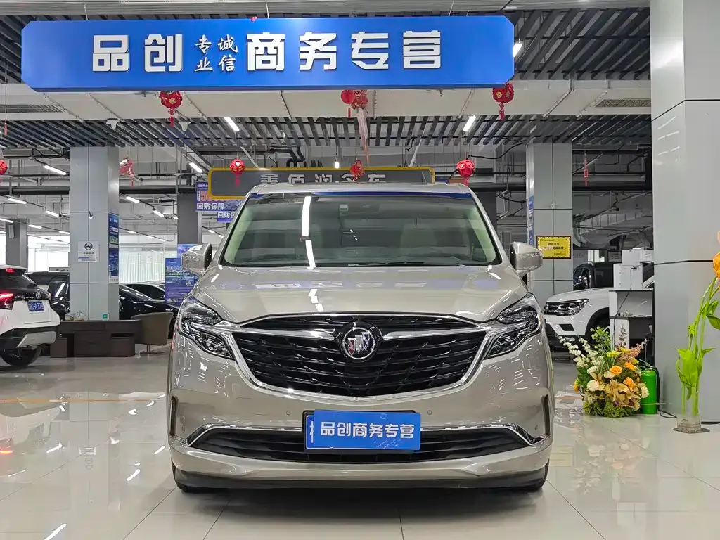 Buick GL8 — фото 8