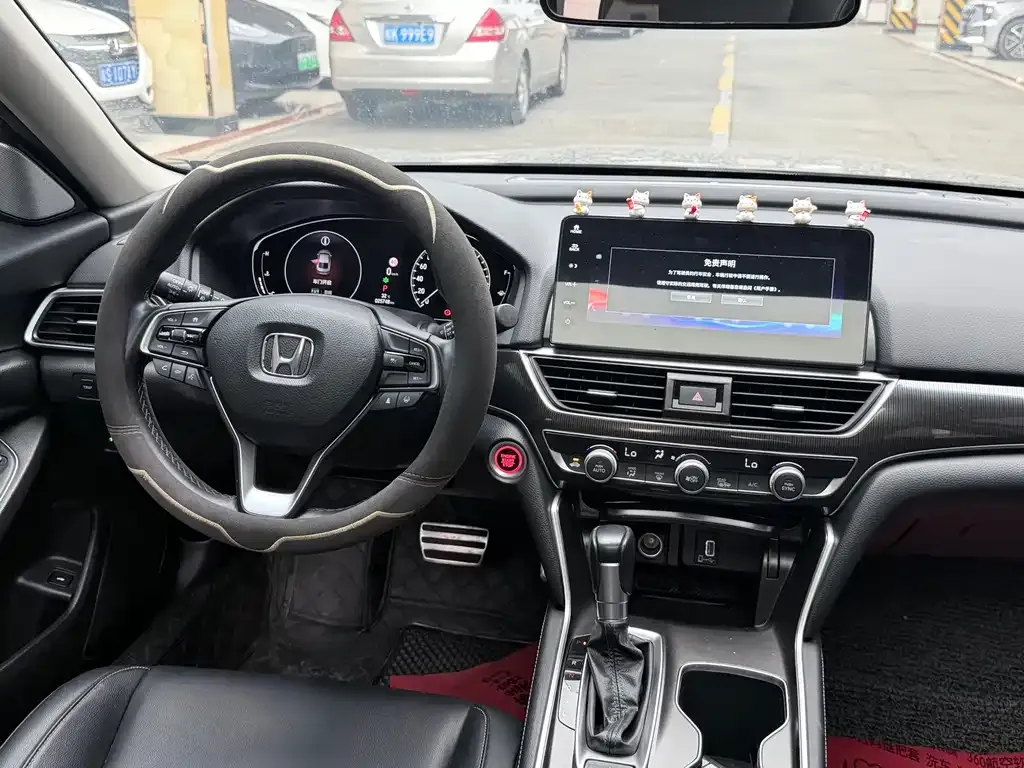 Honda Accord — фото 3