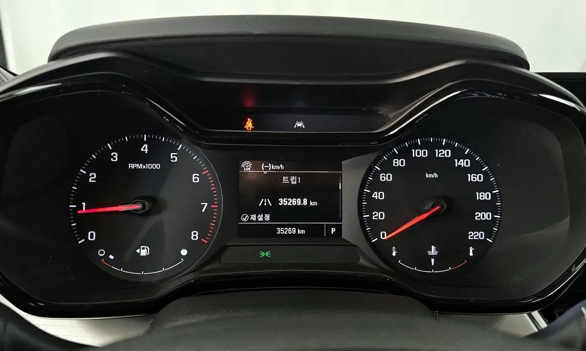 Chevrolet (GM Daewoo) Trax 2024 из KR, фото 2