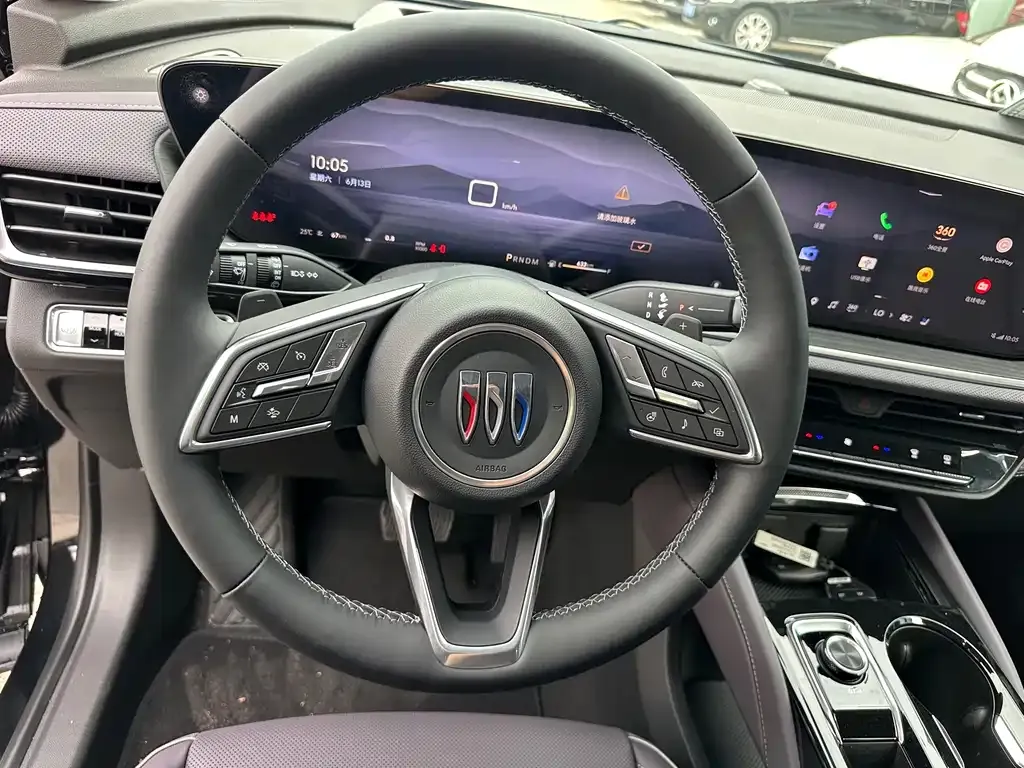 Buick Envision Plus — фото 9