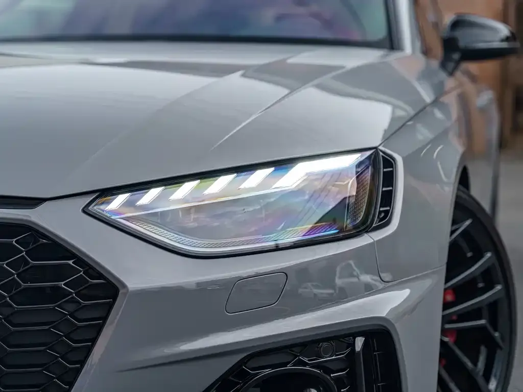 Audi RS 4 2023 из CN, фото 2