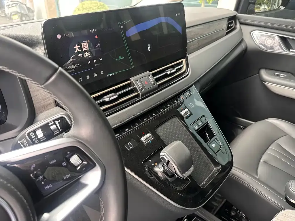 Hongqi HQ9 PHEV 2025 из CN, фото 9