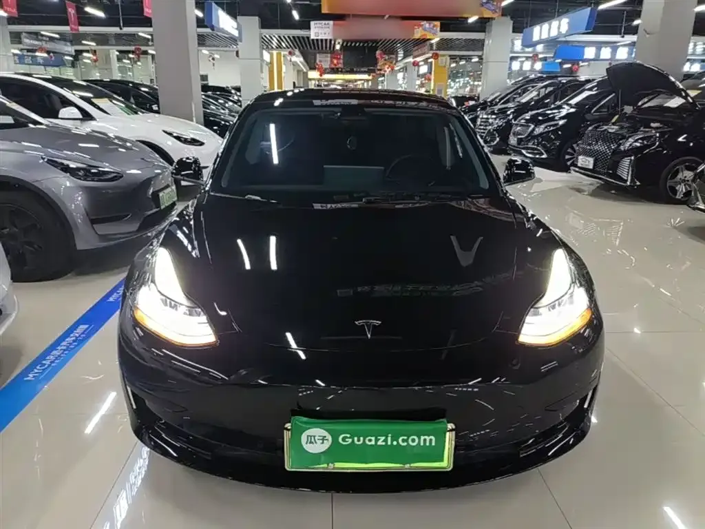 Tesla Model 3 — фото 4