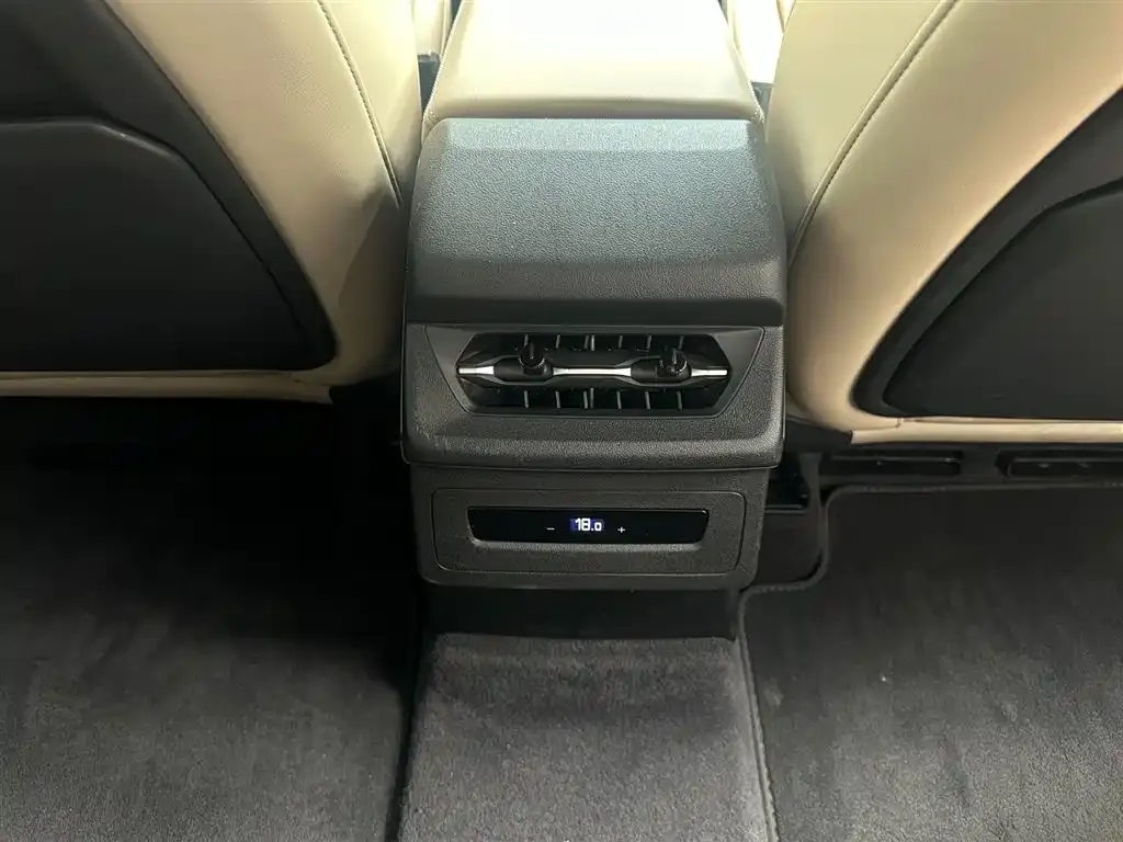 Audi Q6L e-tron 2025 из CN, фото 10