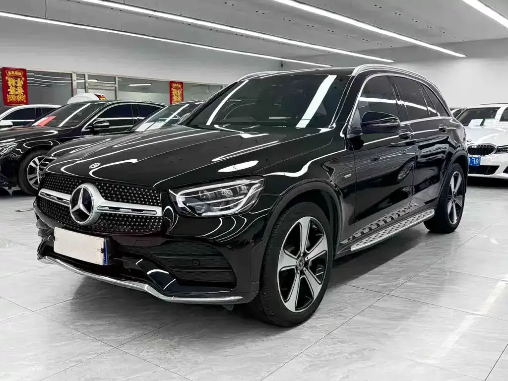 Mercedes-Benz GLC — фото 1
