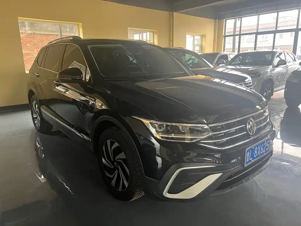 Volkswagen Tiguan L 2022 из CN, фото 6