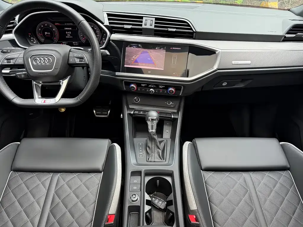 Audi Q3 Sportback — фото 10
