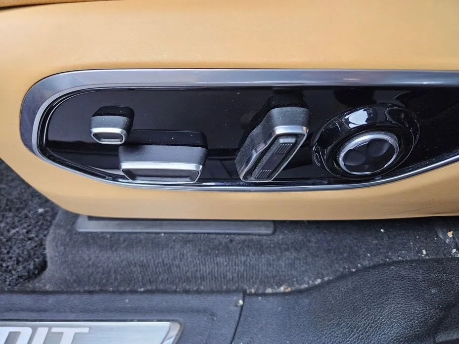 Jeep Cherokee 2021 из KR, фото 9