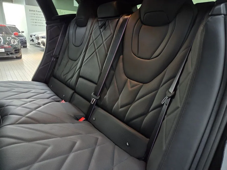 BMW XM 2024 из KR, фото 3