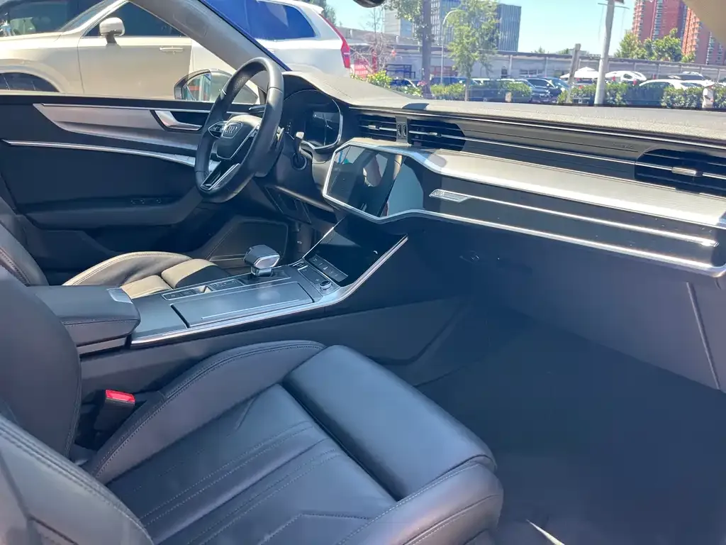 Audi A7 — фото 2