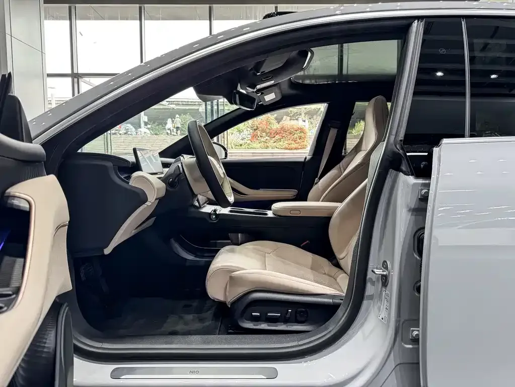 NIO ET5T 2024 из CN, фото 3