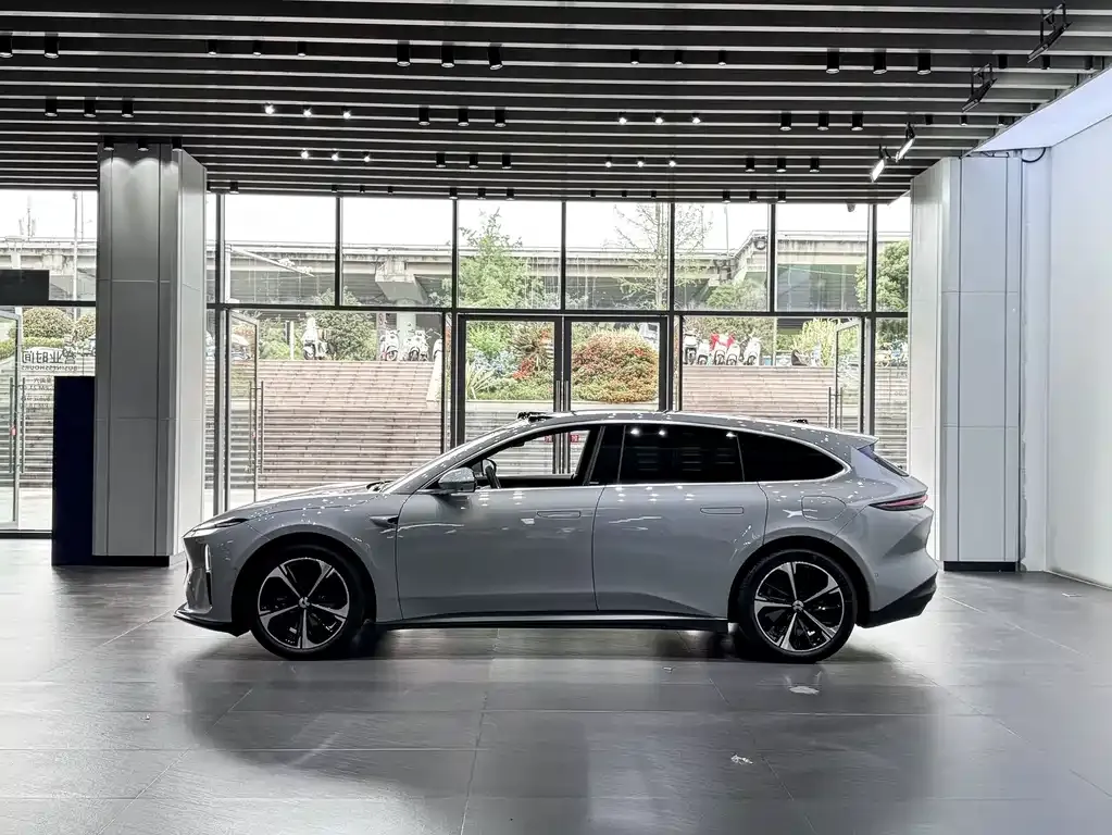 NIO ET5T 2024 из CN, фото 5