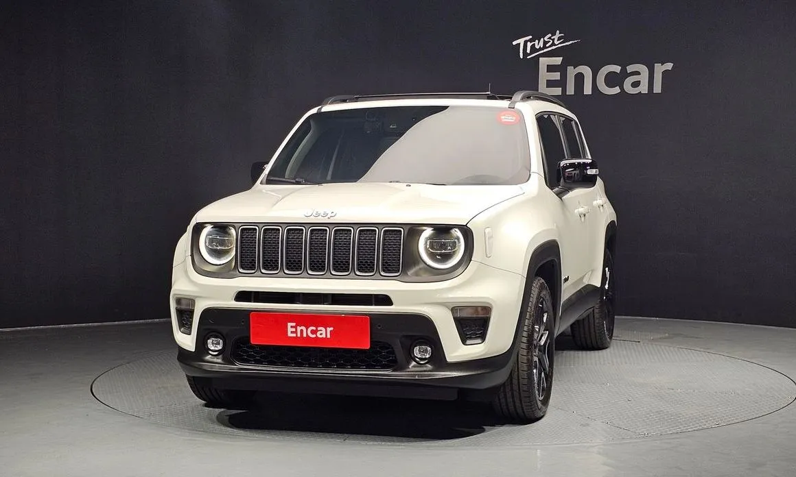 Jeep Renegade — фото 2