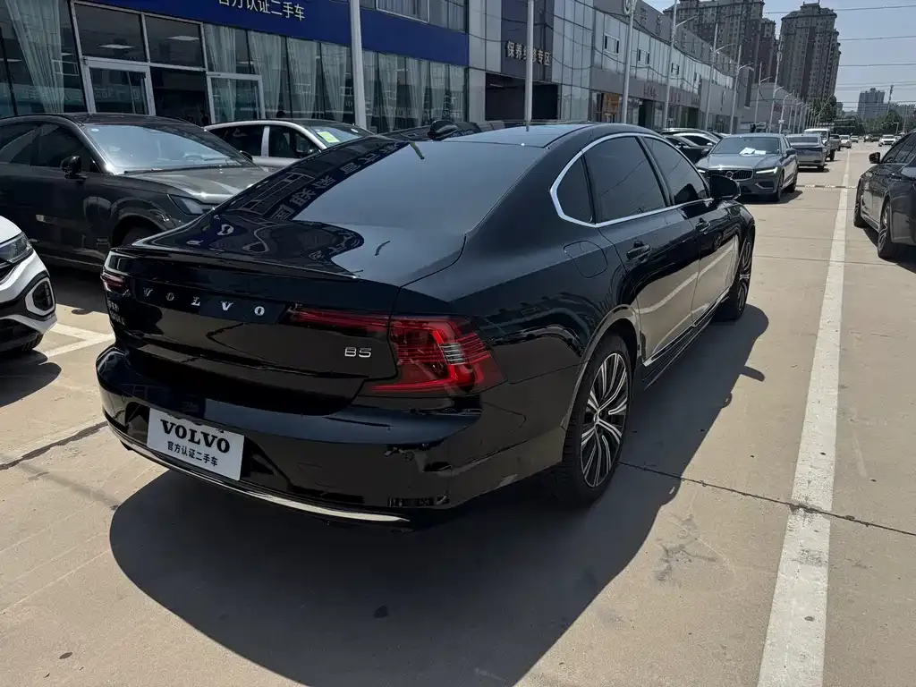 Volvo S90 — фото 10
