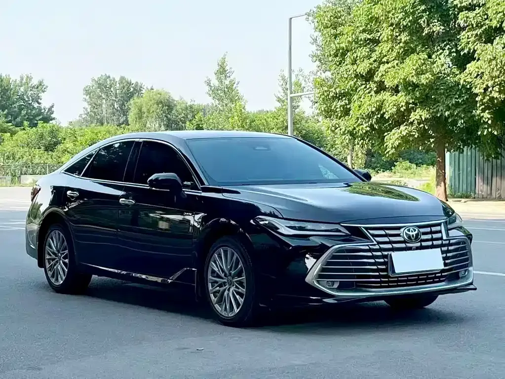 Toyota Avalon — фото 3