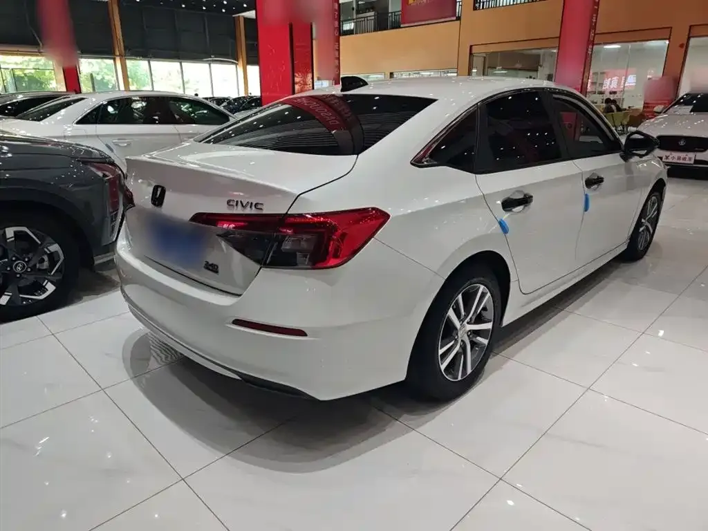 Honda Civic — фото 7