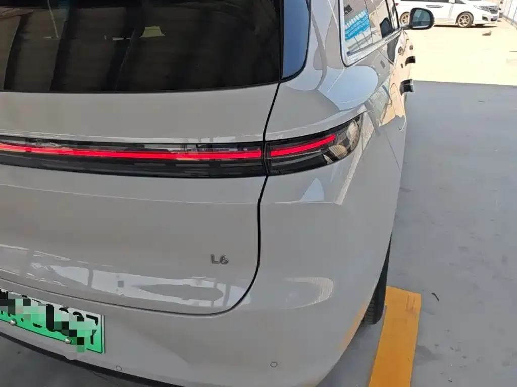 Li Auto L6 2024 из CN, фото 2