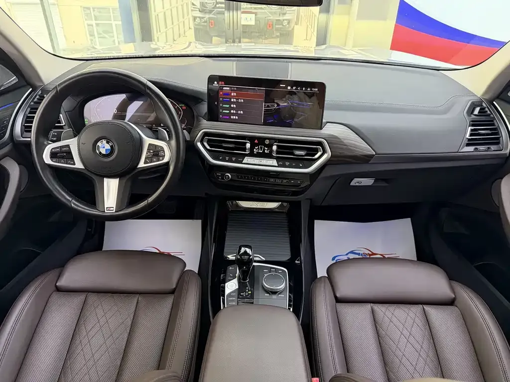 BMW X3 — фото 10