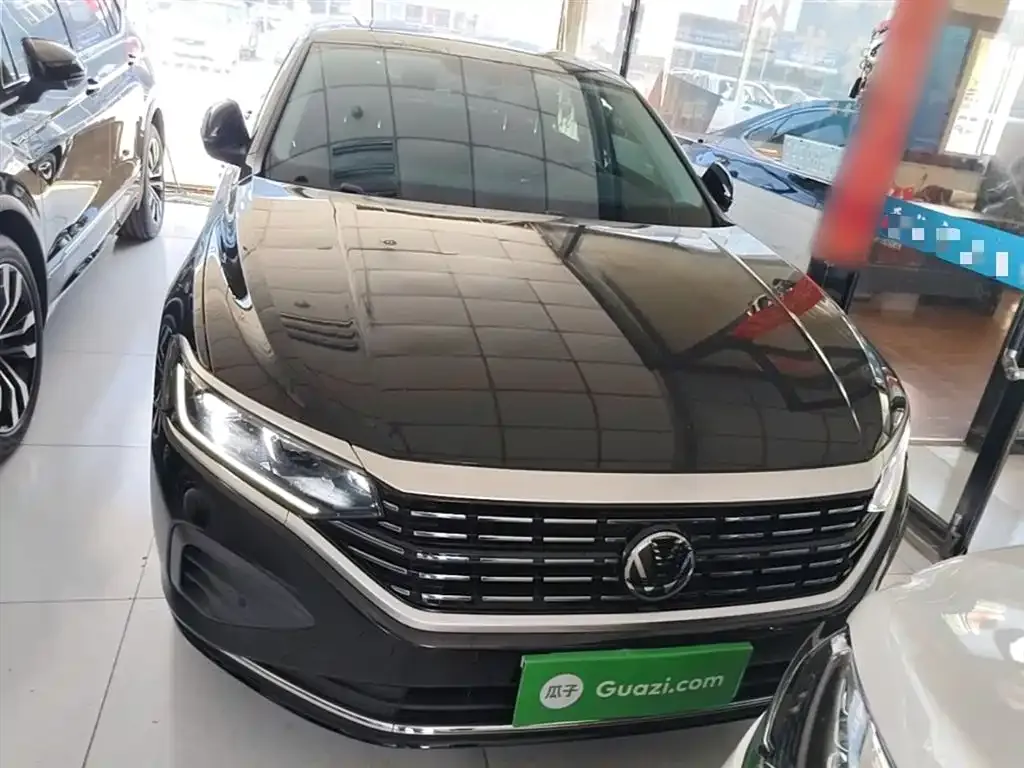Volkswagen Passat — фото 3