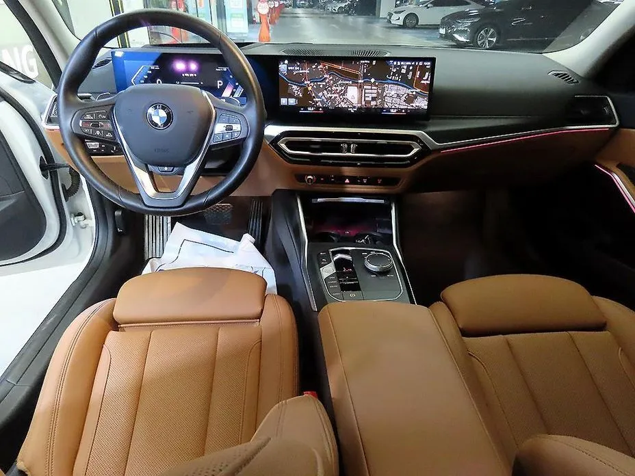 BMW 3-Series 2023 из KR, фото 9
