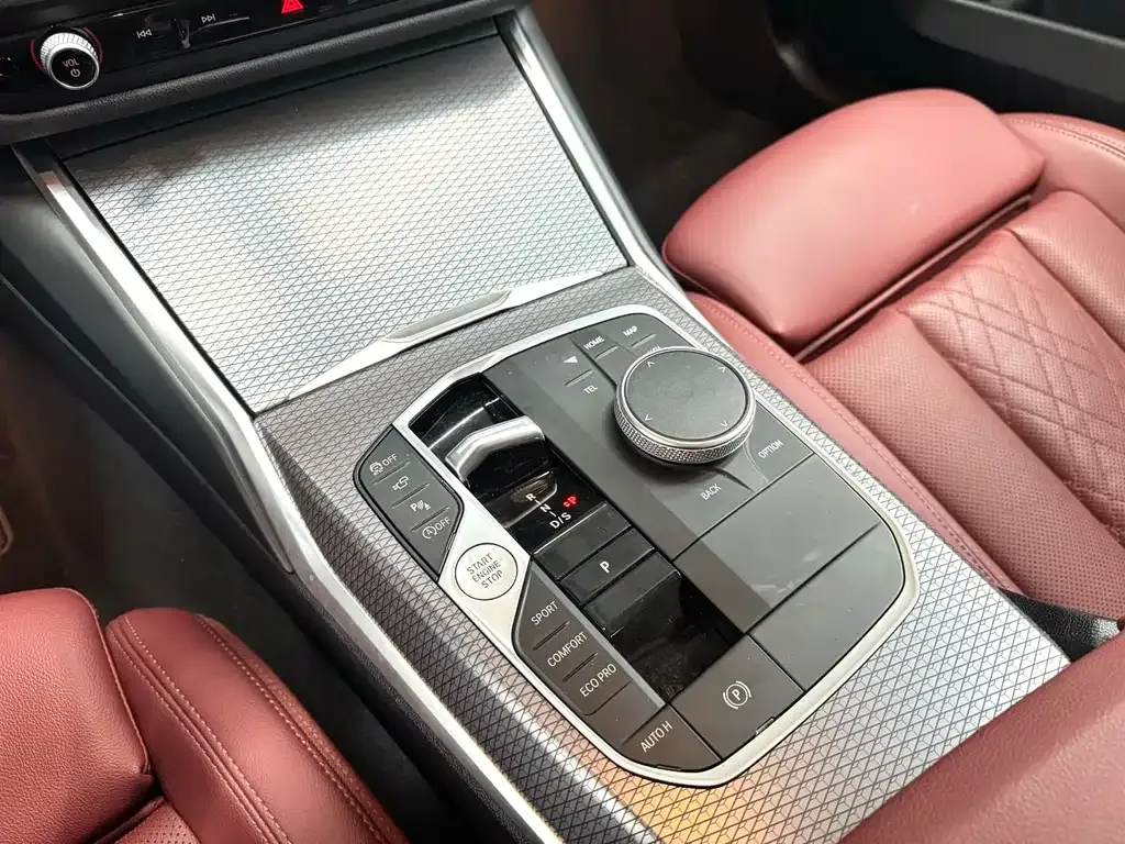 BMW 3 Series 2025 из CN, фото 6