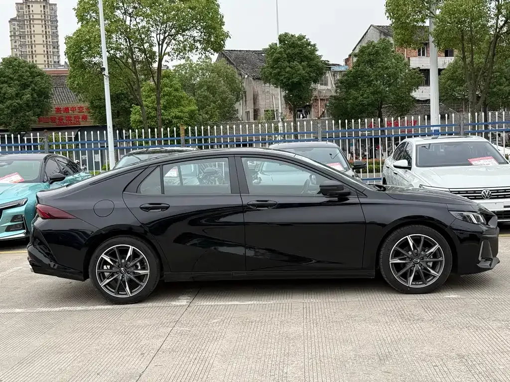 GAC Motor Shadow Leopard — фото 3