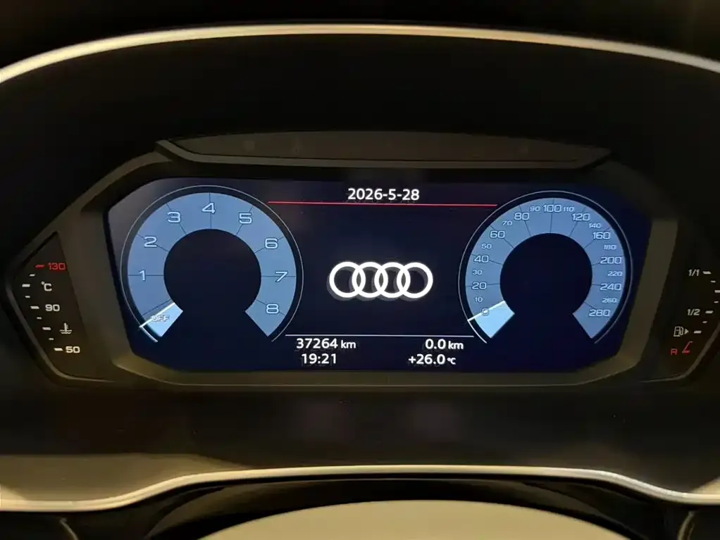 Audi Q3 Sportback — фото 2