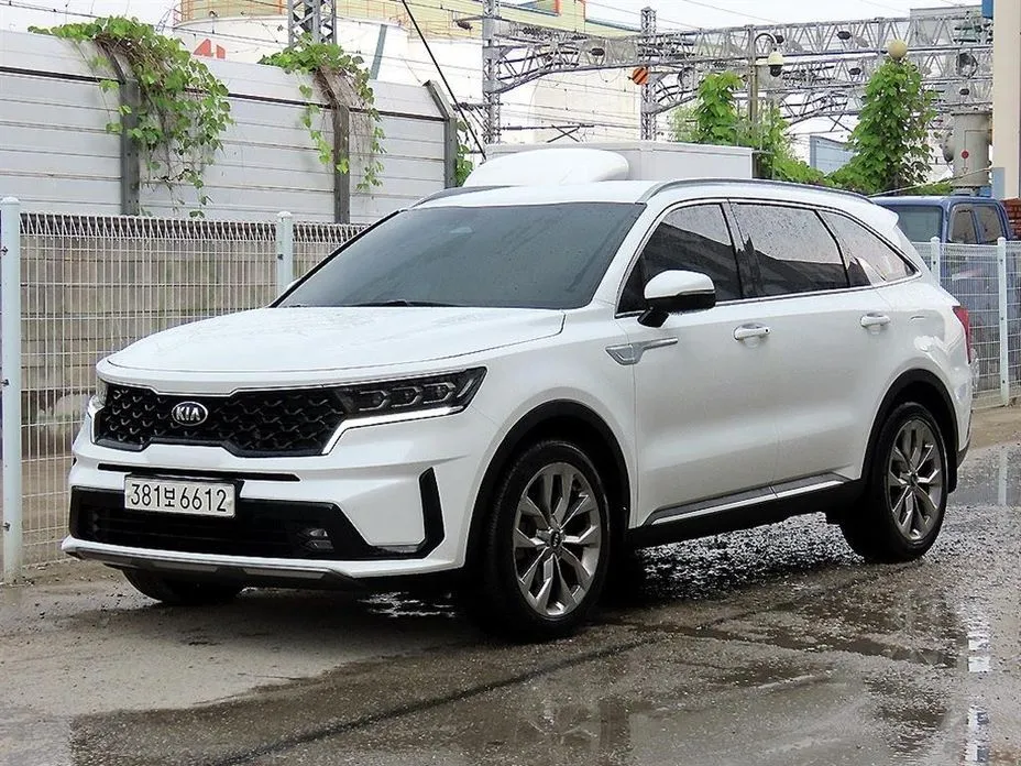 Kia Sorento — фото 4