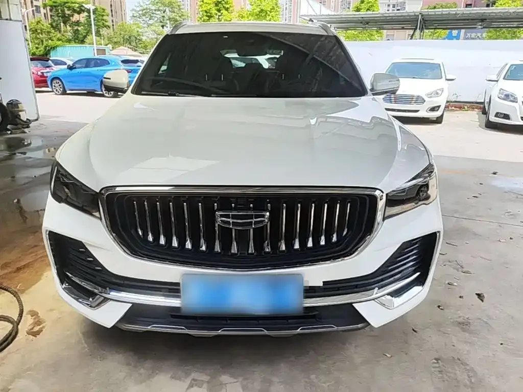Geely Xingyue L — фото 9