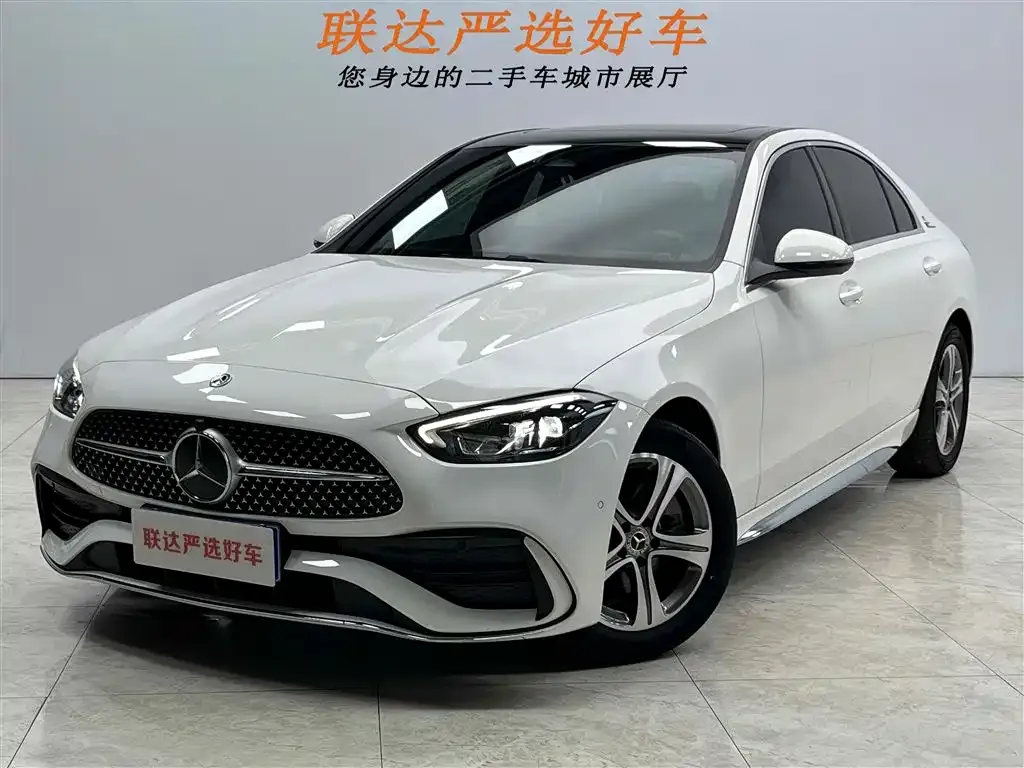 Mercedes-Benz C-Class — фото 1