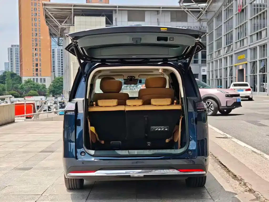 GAC Motor 传祺E8 PHEV 2024 из CN, фото 6