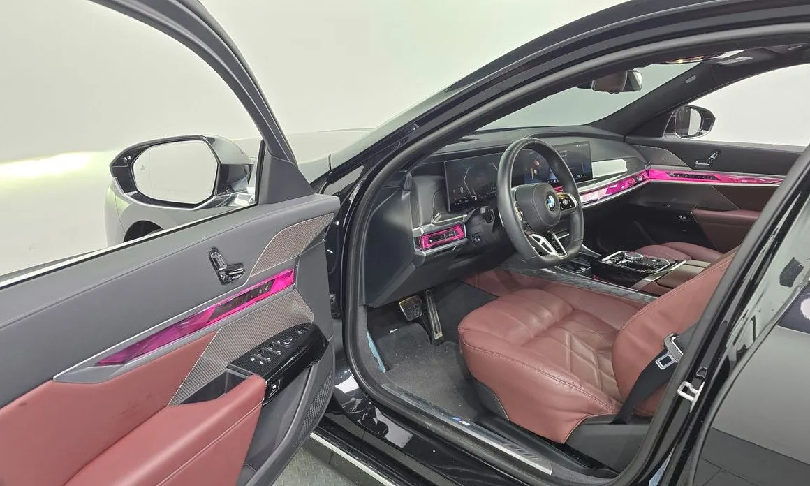 BMW 7-Series 2023 из KR, фото 7