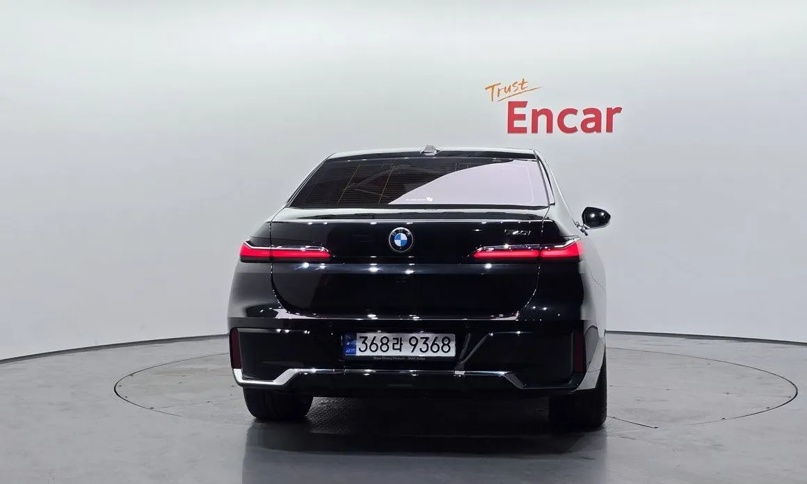 BMW 7-Series 2023 из KR, фото 4