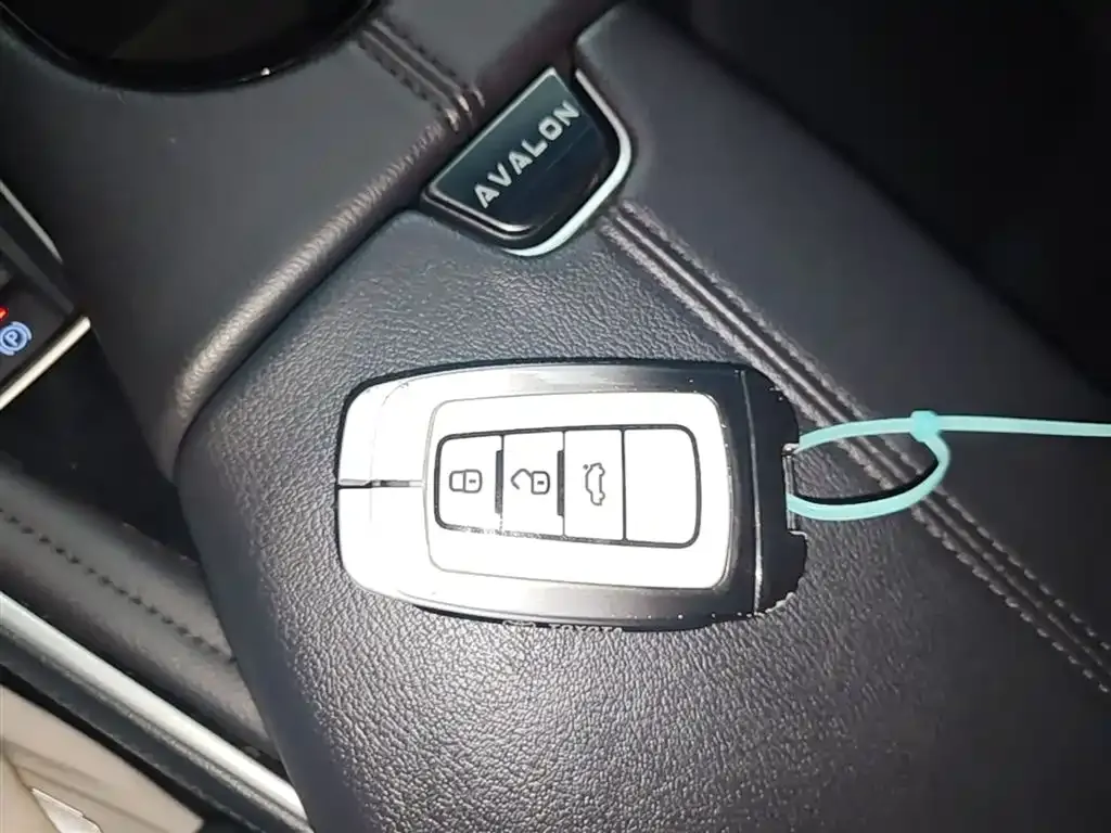 Toyota Avalon 2024 из CN, фото 6