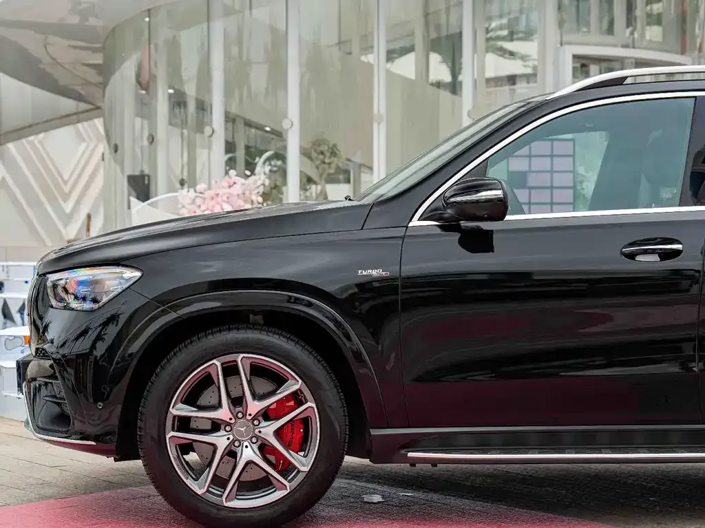 Mercedes-Benz GLE AMG — фото 5