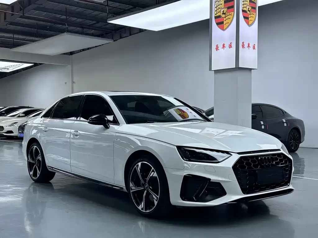 Audi A4L 2024 из CN, фото 10