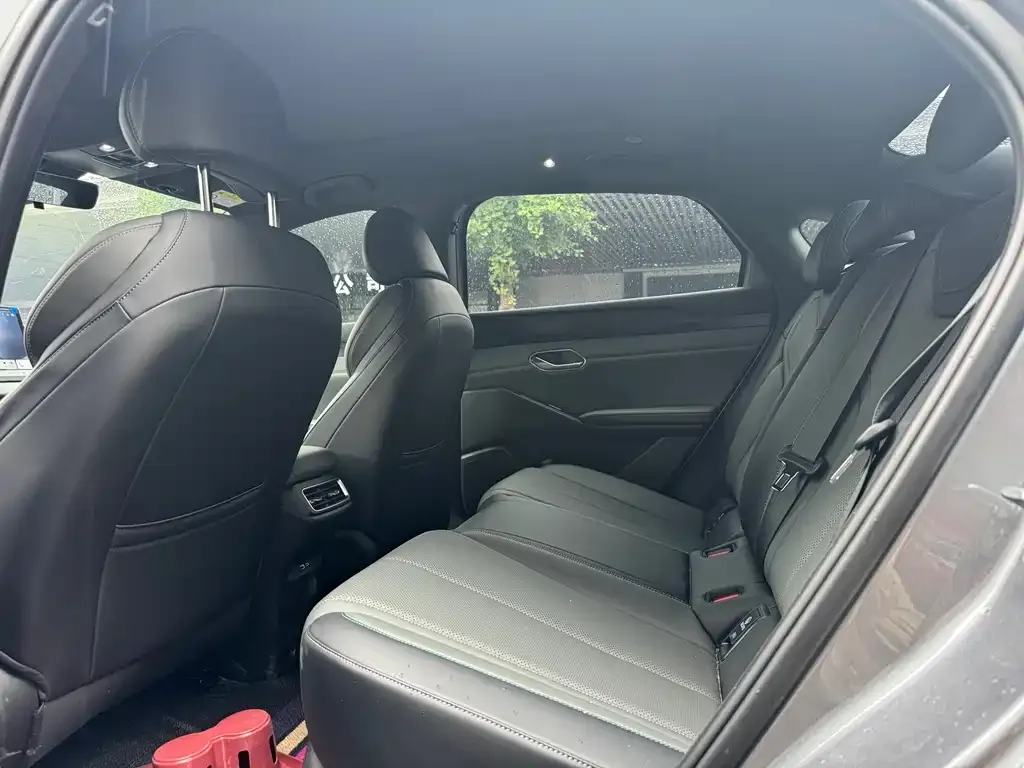 BYD Qin L 2026 из CN, фото 2