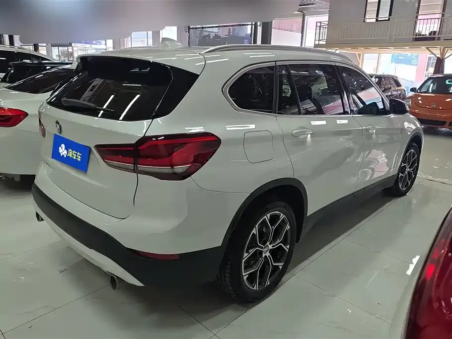BMW X1 — фото 3