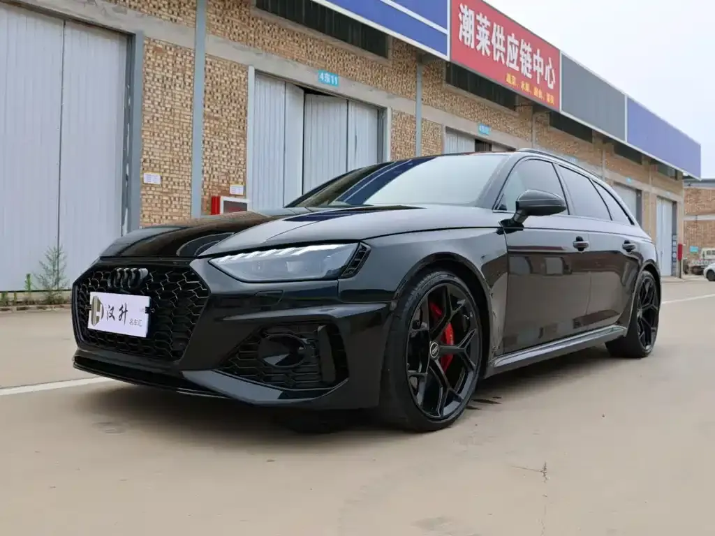 Audi RS 4