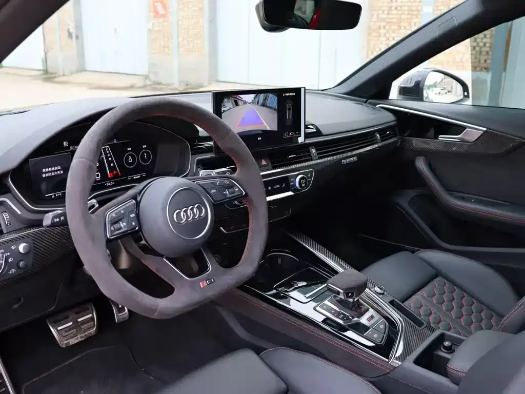 Audi RS 4 2025 из CN, фото 7
