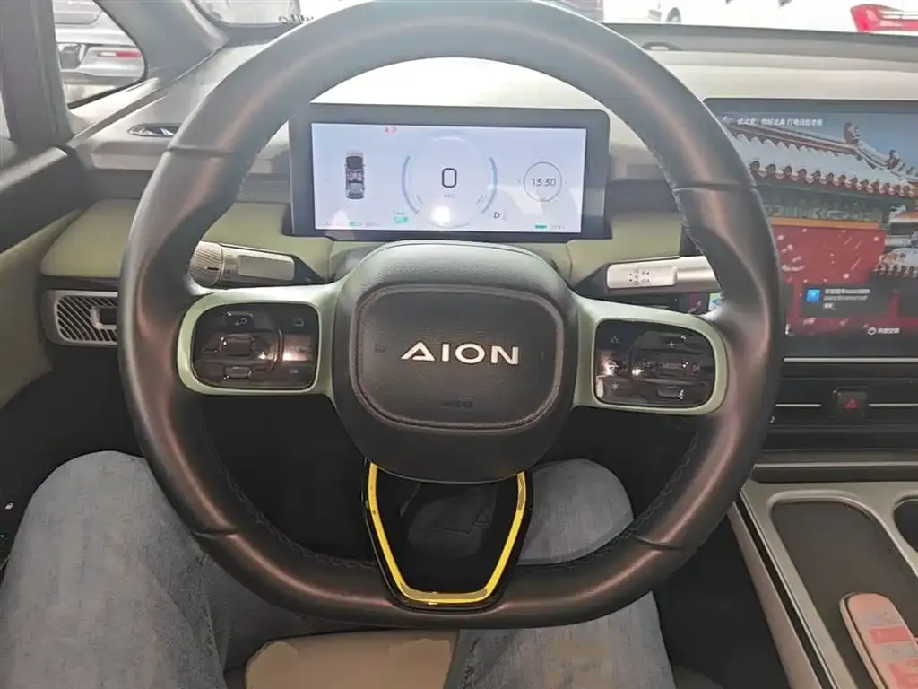 Aion Y — фото 2