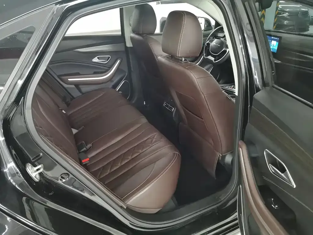 BAIC EU7 2023 из CN, фото 2