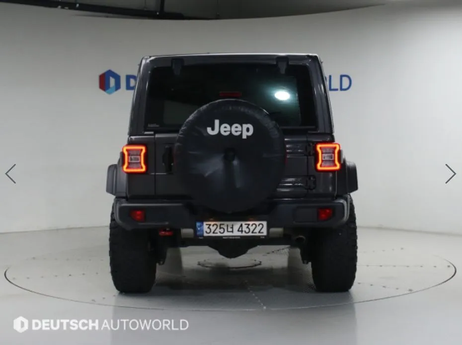 Jeep Wrangler — фото 2
