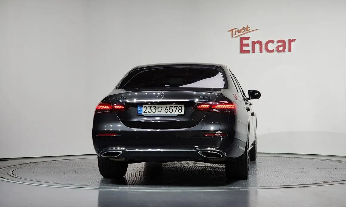 Mercedes-Benz E-Class 2021 из KR, фото 2