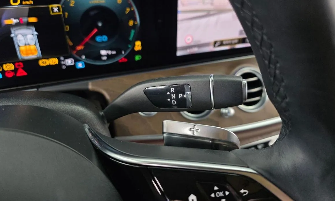 Mercedes-Benz E-Class 2021 из KR, фото 9