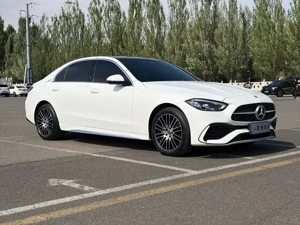 Mercedes-Benz C-Class — фото 10