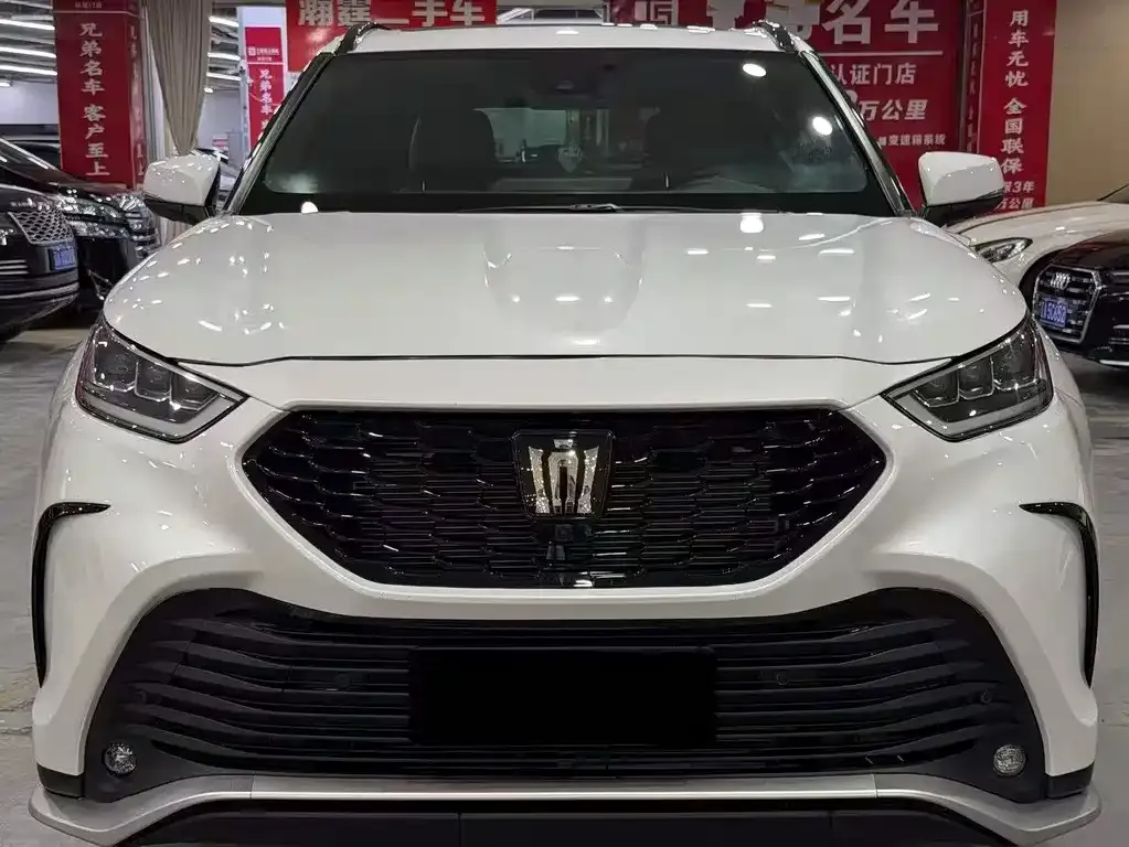 Toyota Crown Kluger 2025 из CN, фото 4