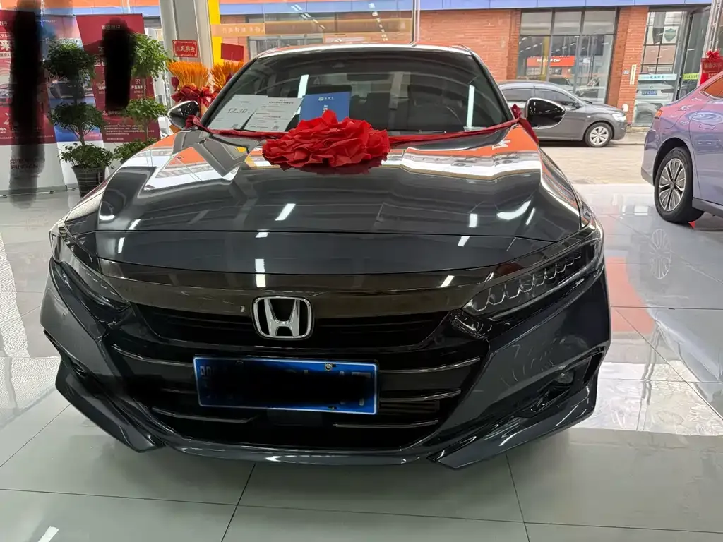 Honda Accord — фото 2