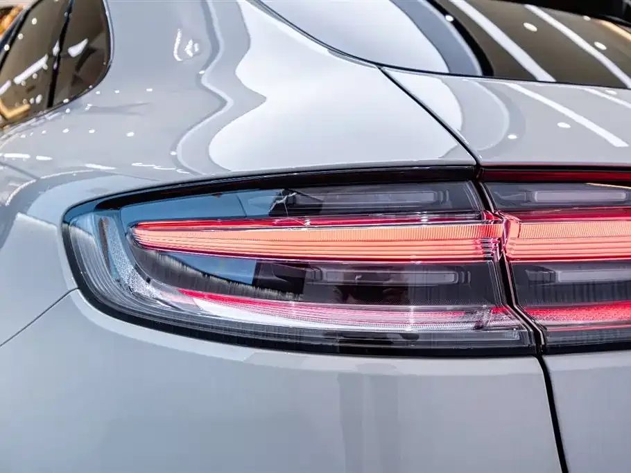 Porsche Macan — фото 6